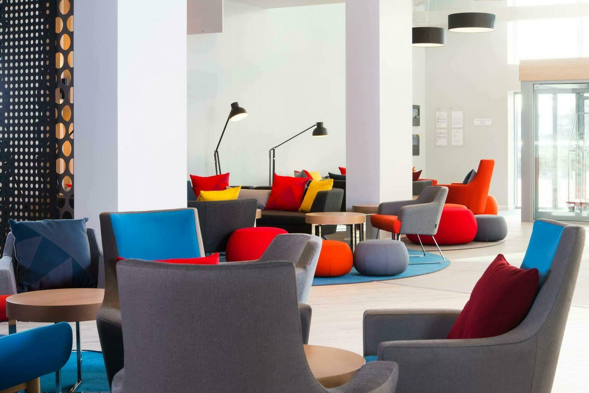 Holiday Inn Express Portsmouth - North By Ihg Экстерьер фото